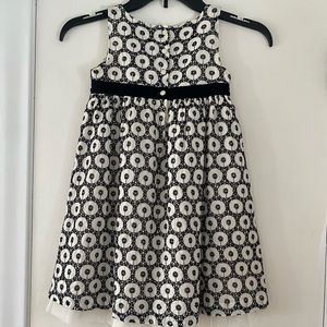 Baby gap 2T dress.